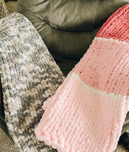 Chunky HAND KNIT Blanket, PUMPKINS AND SNOWMAN-gallery